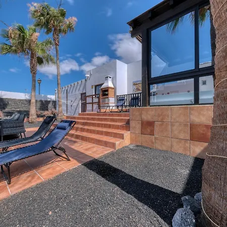 Salaria - Jacuzzi And Private Pool By Lanzarote فيلة بلايا بلانكا