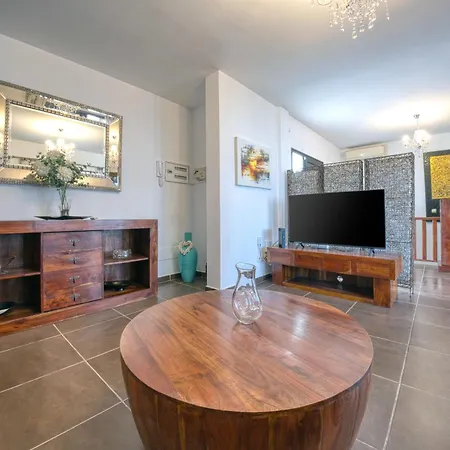 Salaria - Jacuzzi And Private Pool By Lanzarote فيلة بلايا بلانكا