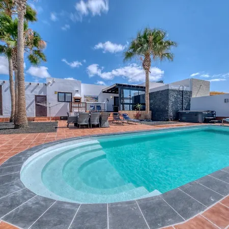 Salaria - Jacuzzi And Private Pool By Lanzarote פלאיה בלנקה