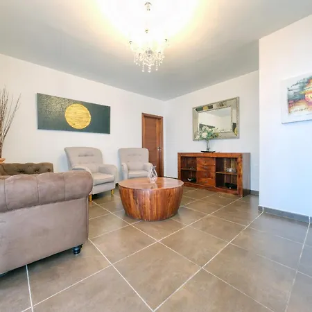 Salaria - Jacuzzi And Private Pool By Lanzarote פלאיה בלנקה